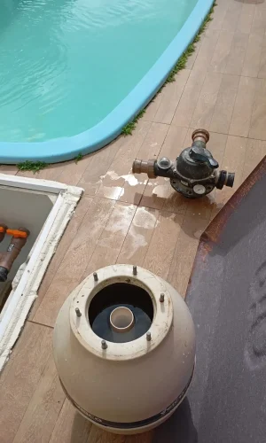 Troca de areia e encanamento